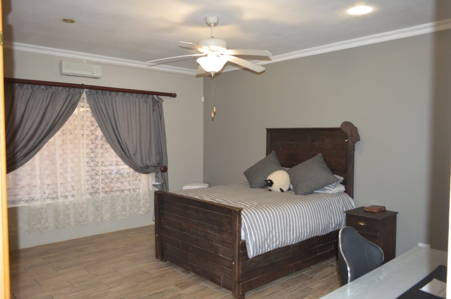 3 Bedroom Property for Sale in Wilkoppies North West